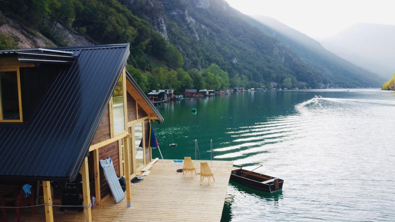 Lake House Perucac Rastiste Esterno foto