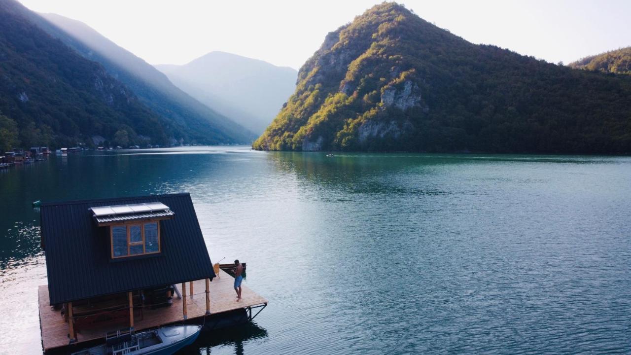 Lake House Perucac Rastiste Esterno foto